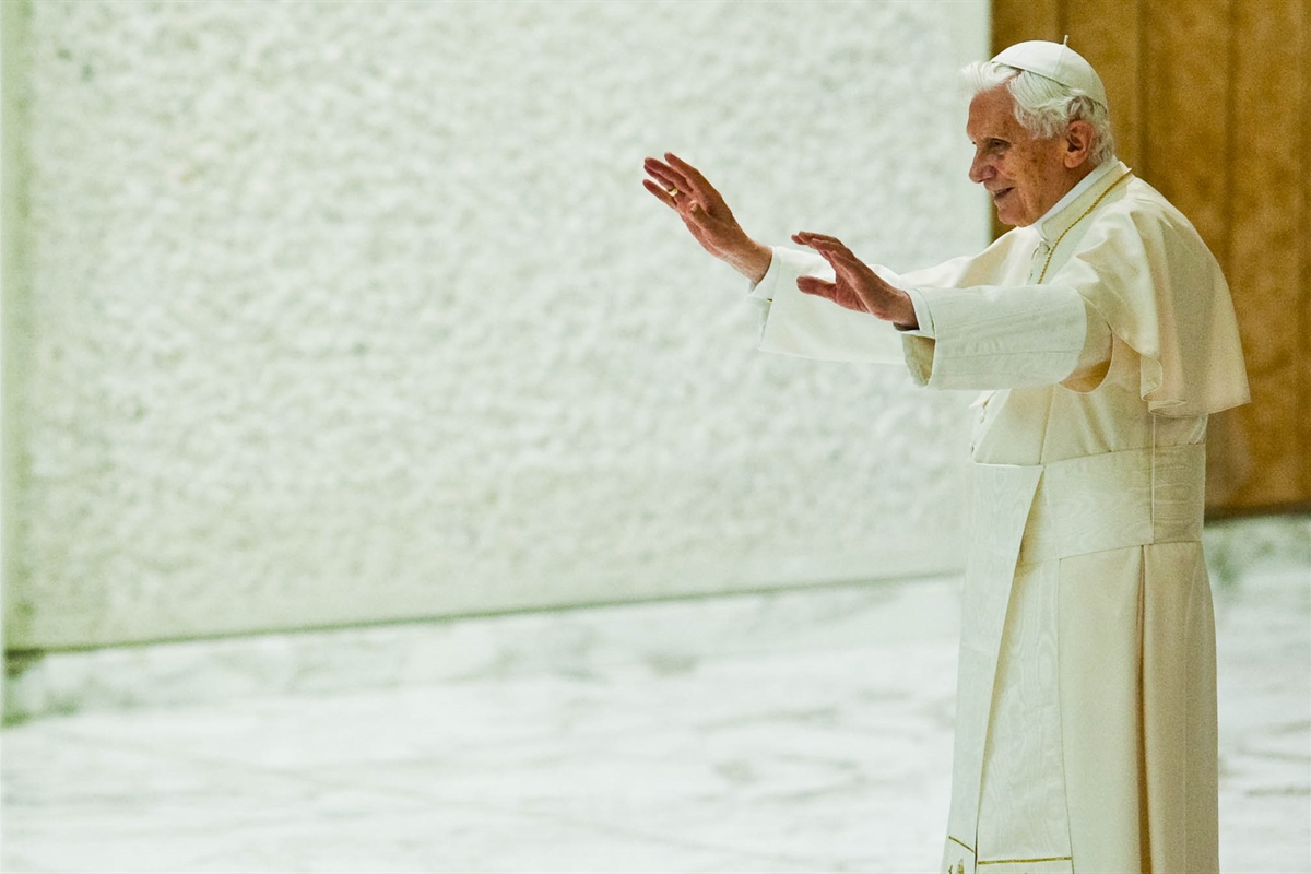 Benedetto XVI: Gardini, amico della cooperazione, ci uniamo al dolore della Chiesa