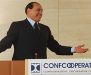 Addio a Silvio Berlusconi, Gardini: «Definì strategico ruolo Confcooperative in economia sociale del Paese»