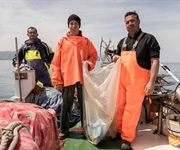 Il futuro della pesca sostenibile. Quando i pescatori puliscono il mare