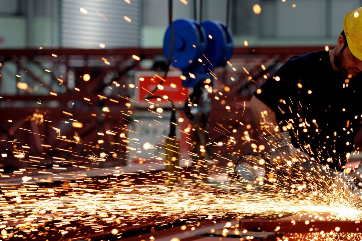 Industria: flette produzione. Fanalino di coda per legno, carta e stampa