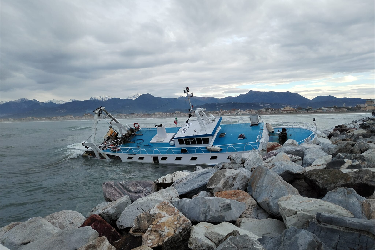 Viareggio, Fedagripesca Toscana: “Situazione insostenibile, così il Porto non è agibile. Necessario aprire un tavolo di crisi”