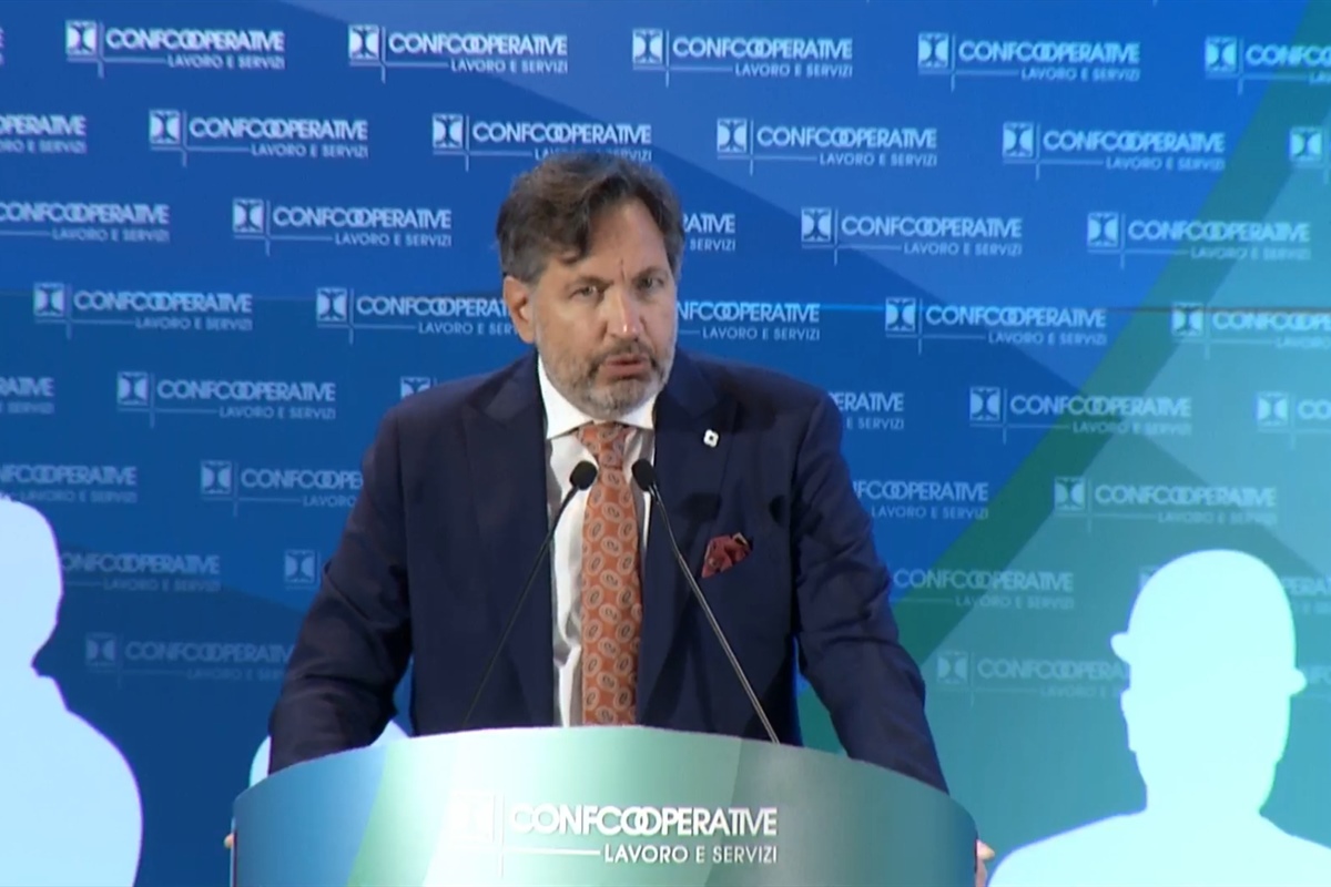 Ccnl Ristorazione: Stronati «Non abbiamo siglato il rinnovo, ma posto una riserva alla firma»