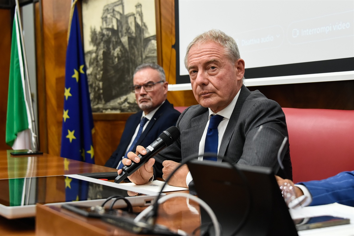 False cooperative: Gardini, al fianco del MIMIT contro la "mala economia"