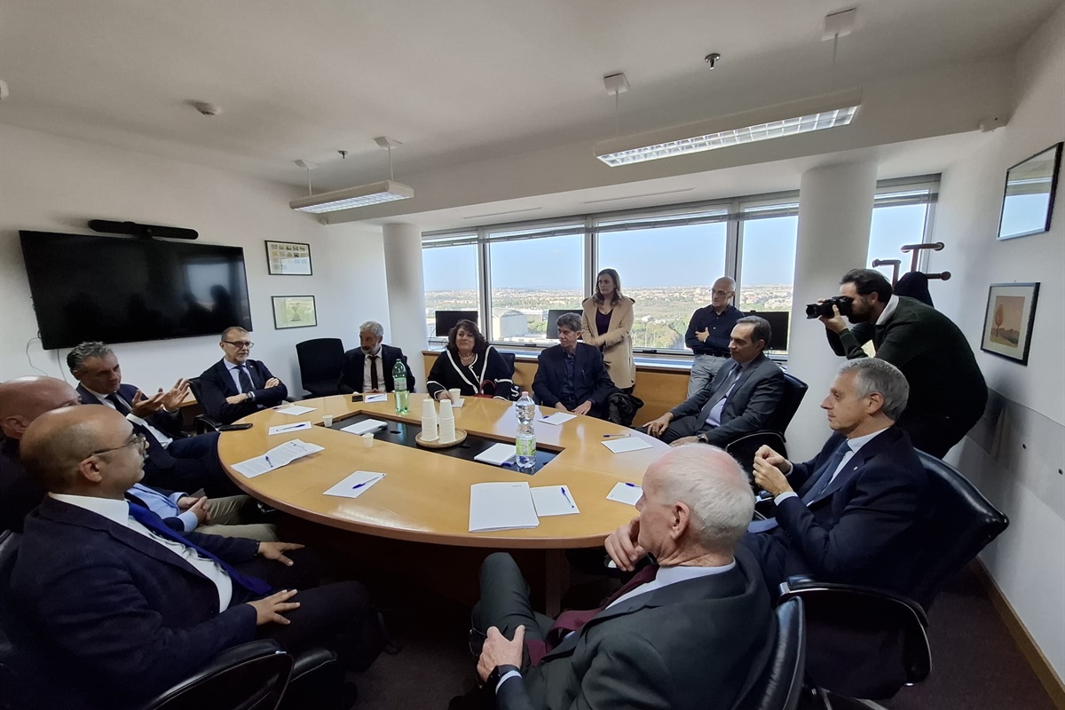 Inail - Confcooperative: siglato protocollo per l’inclusione delle persone con disabilità da lavoro