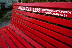 25 novembre, la cooperazione rompe il silenzio: finanziati 36 progetti per l’assistenza alle donne