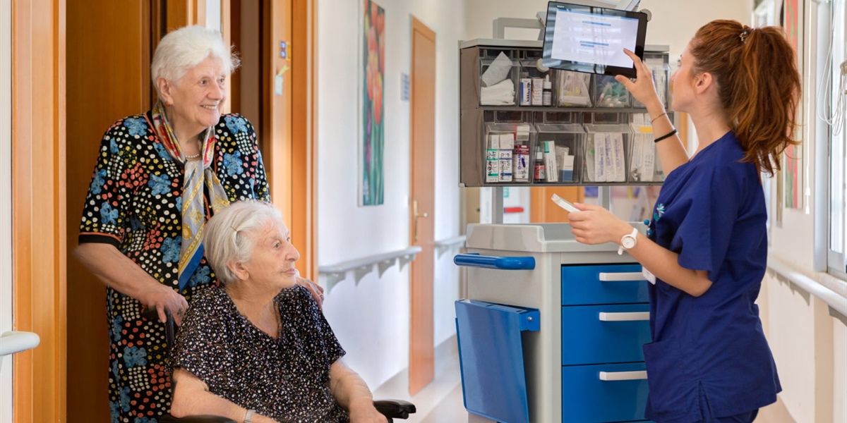 Confcooperative: “Le cooperative sociosanitarie, infrastruttura di welfare con 400 mila lavoratori che assistono 7 milioni di persone”