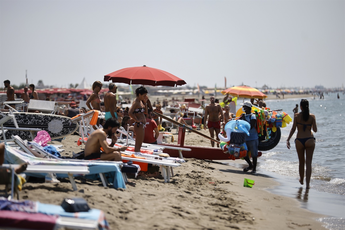 Ferragosto: Confcooperative, il 20% degli italiani si indebita pur di non rinunciare alle vacanze
