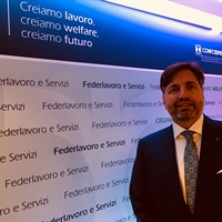 Green pass: Stronati, no ai blocchi, sì ai vaccini