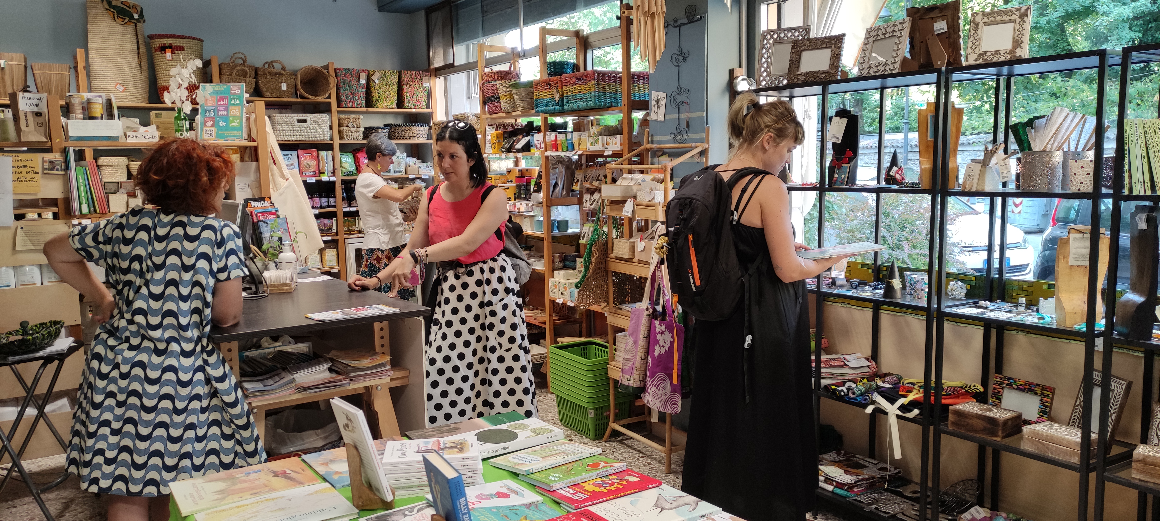Economia solidale, domani a Formigine presentazione del libro "Consumi o scegli"