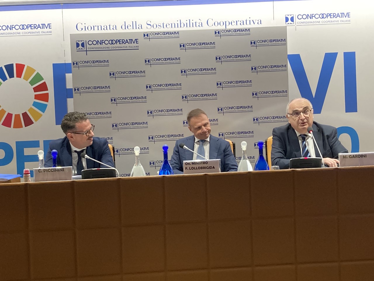 Agroalimentare, le cooperative al Governo: "Un patto per salvare il made in Italy"