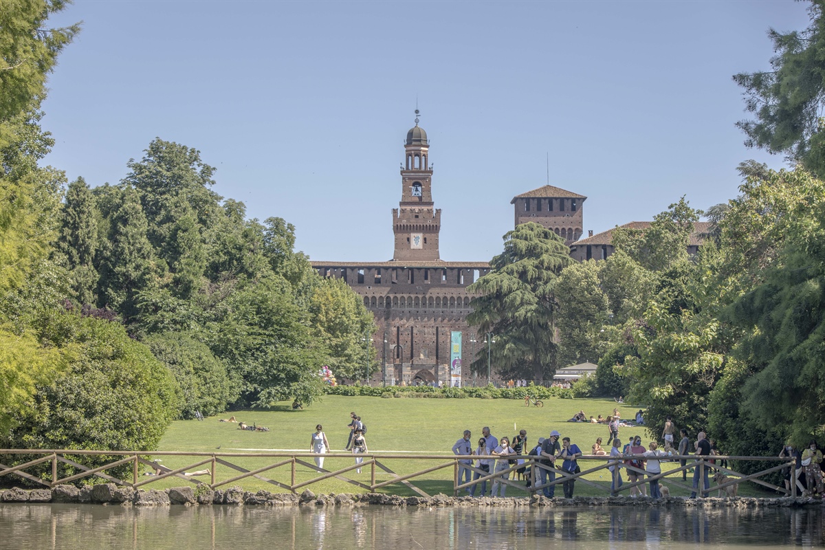 Abitare a Milano, cosa e come cambia la vita delle persone