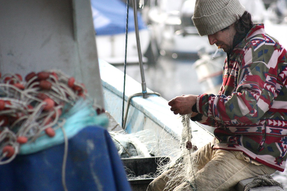 Pesca: Alleanza Cooperative, rinnovato CCNL non imbarcati per i dipendenti di cooperative. Previsto un aumento del 4,60%