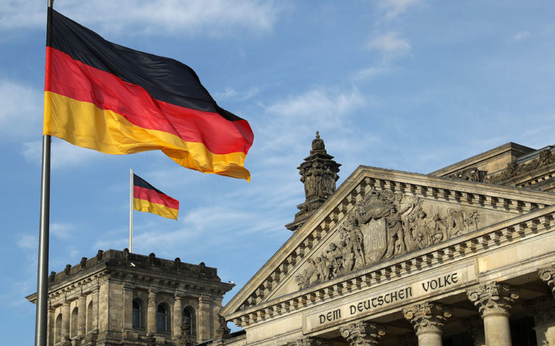 Germania: governo rivede a rialzo stime Pil da 3% a 3,5%