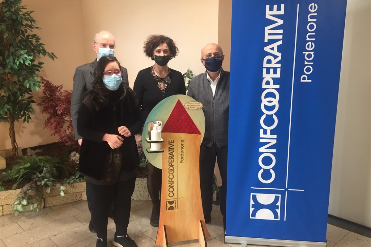 Fvg: La cooperativa “Il Granello” crea nuovi porta gel prodotti a mano