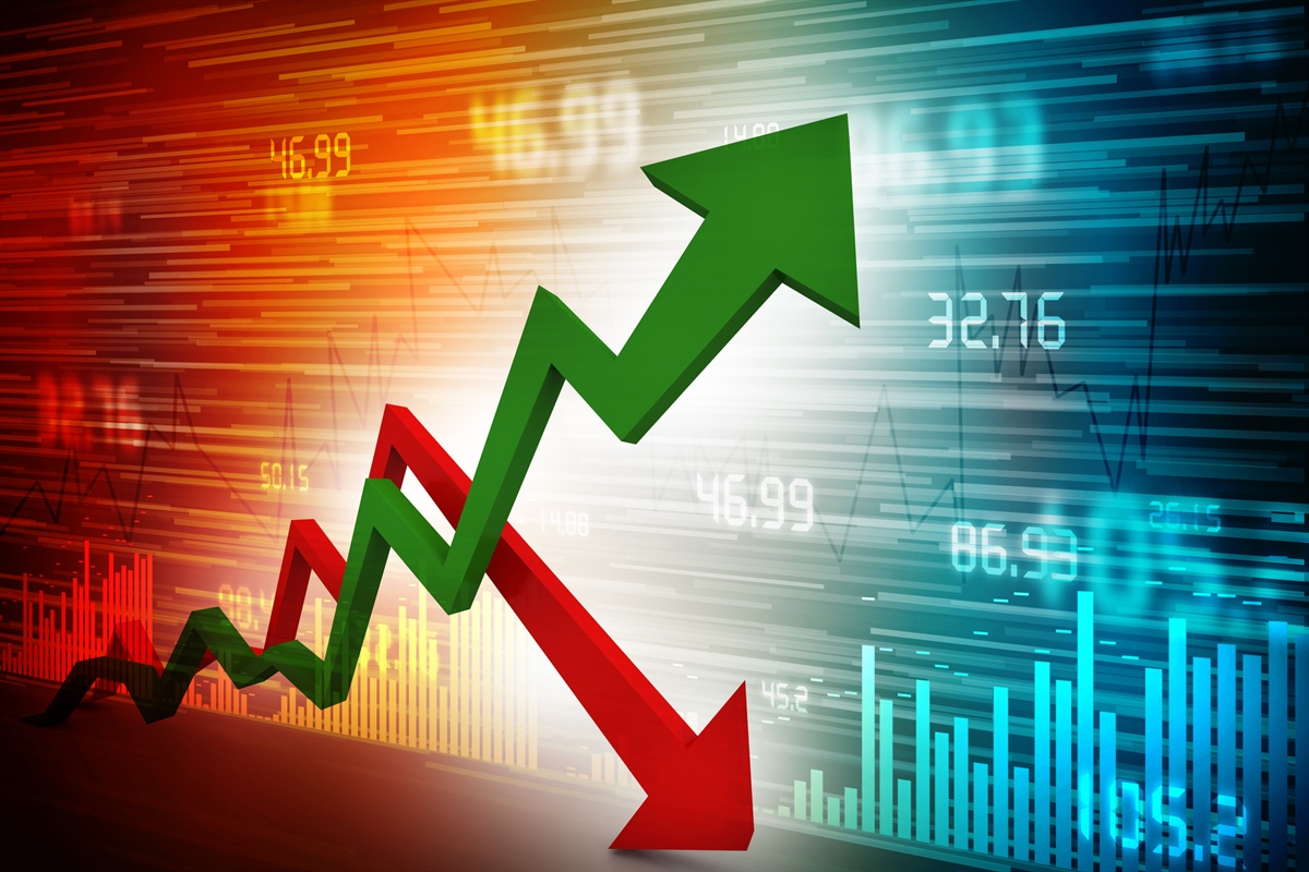 Economia: a marzo fiducia consumatori in calo, sale per imprese